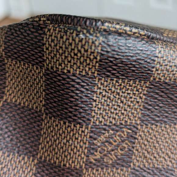 Louis Vuitton Brown Checkered Shoulder Bag - Picture 9 of 12